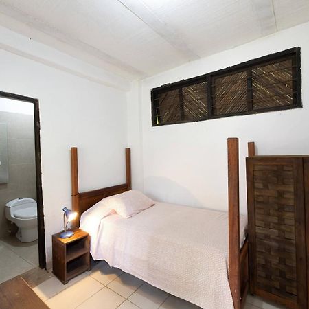 Hostal La Media Luna פאלומינו מראה חיצוני תמונה