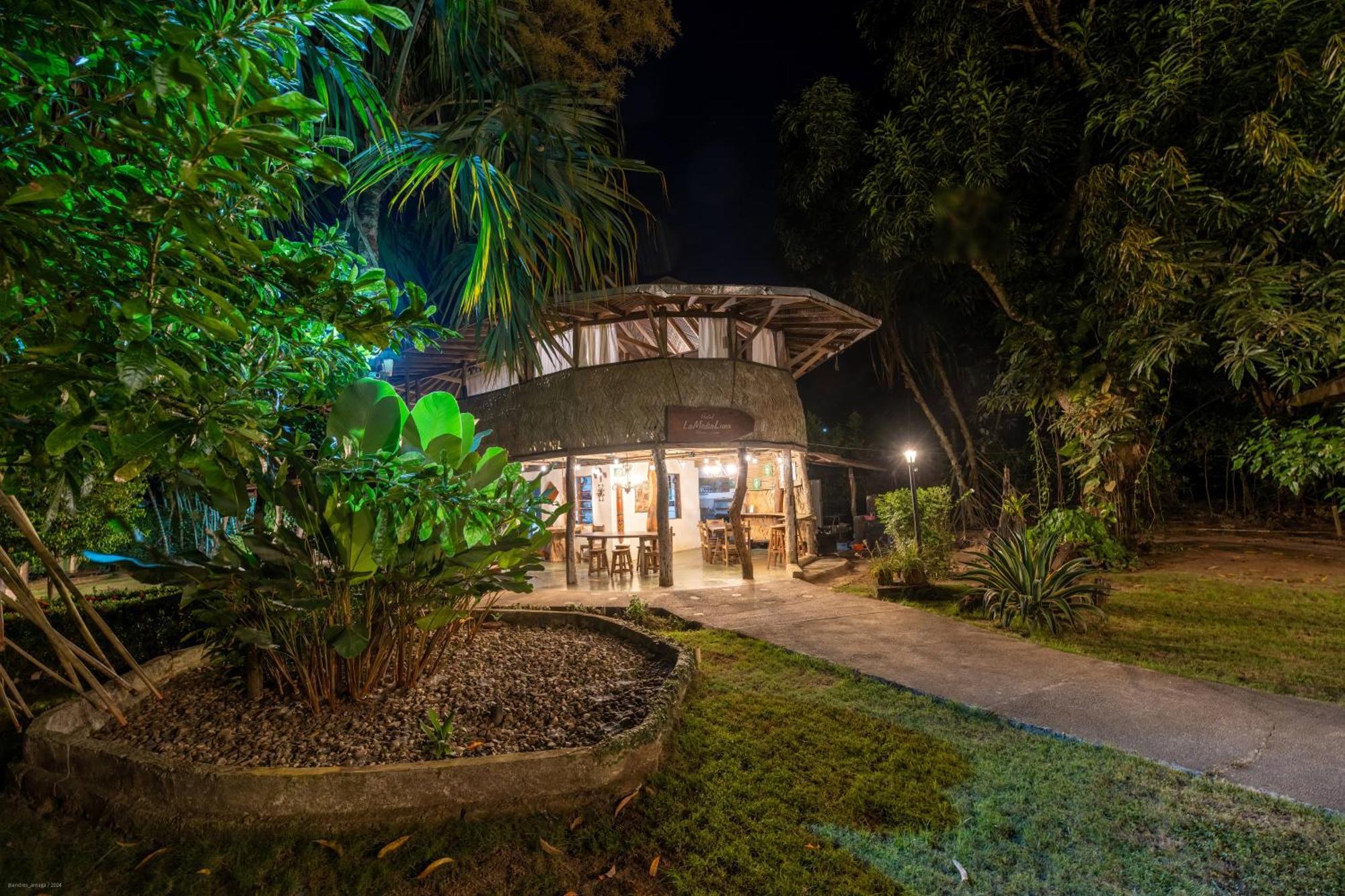 Hostal La Media Luna פאלומינו מראה חיצוני תמונה