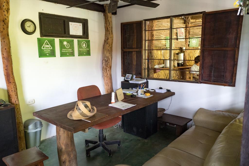 Hostal La Media Luna פאלומינו מראה חיצוני תמונה