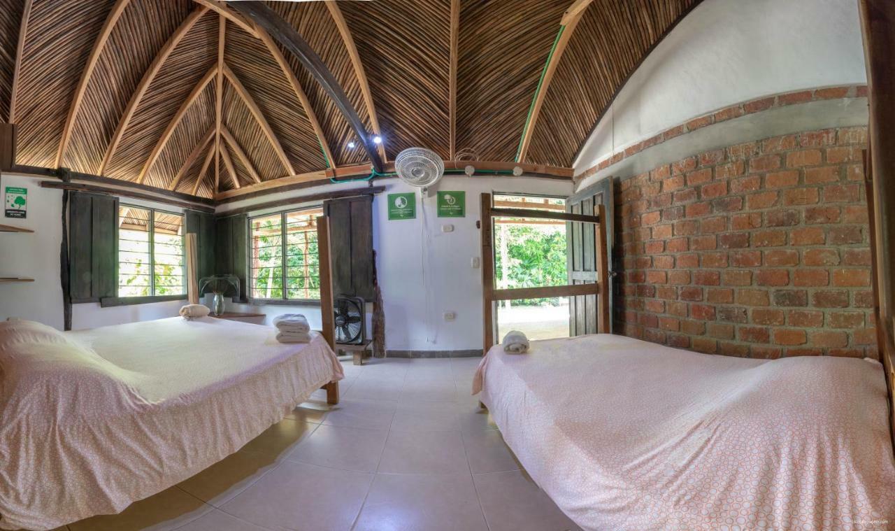 Hostal La Media Luna פאלומינו מראה חיצוני תמונה